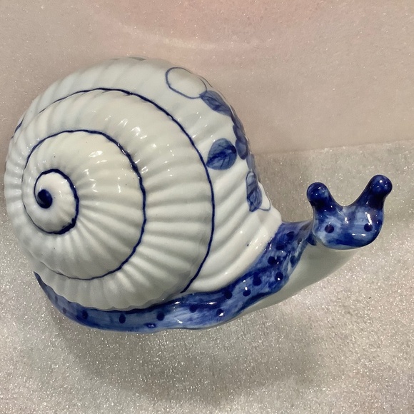 Vintage Ceramic Snail Piggy Bank Andrea by Sadek Blue Floral - Picture 1 of 10